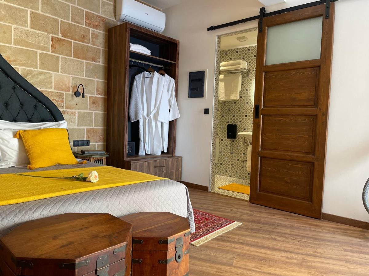 Utopia Luxury Suites - Old Town Rhodes City 외부 사진