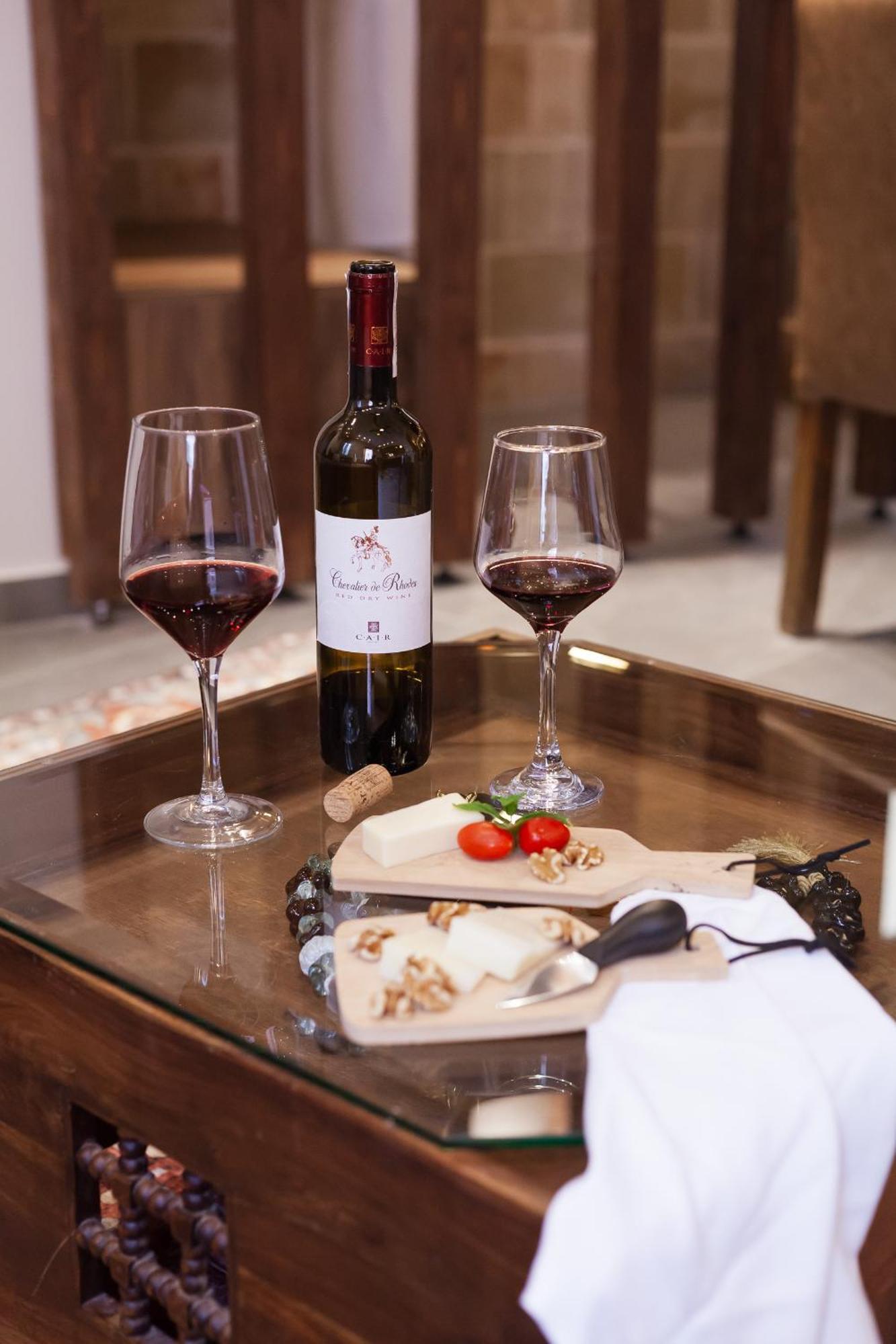 Utopia Luxury Suites - Old Town Rhodes City 외부 사진