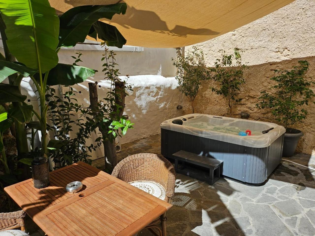 Utopia Luxury Suites - Old Town Rhodes City 외부 사진
