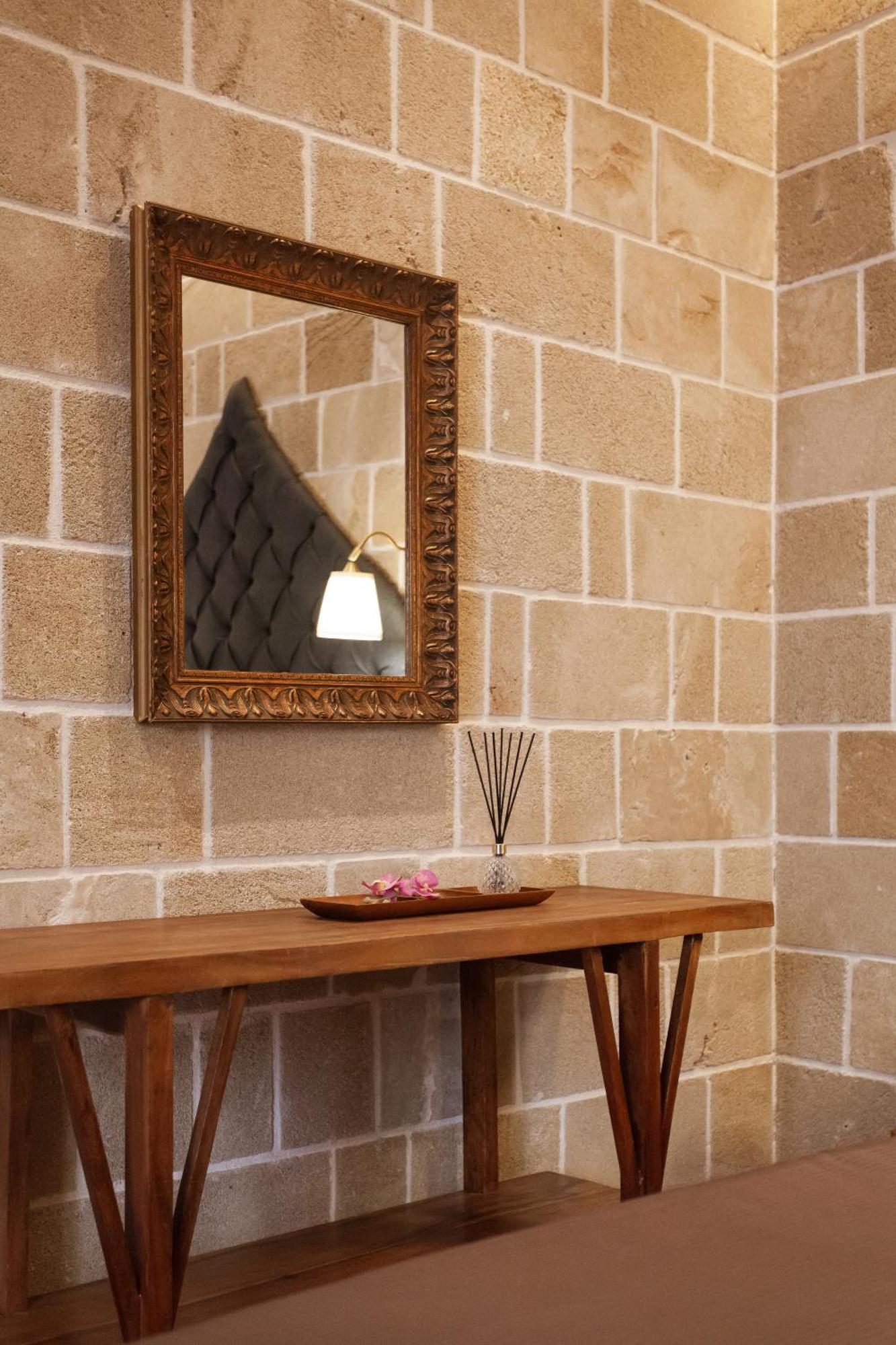Utopia Luxury Suites - Old Town Rhodes City 외부 사진
